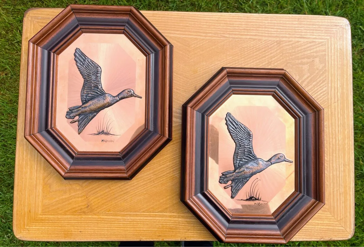 Pair of Irish handcrafted copper wall hangings - Image 2