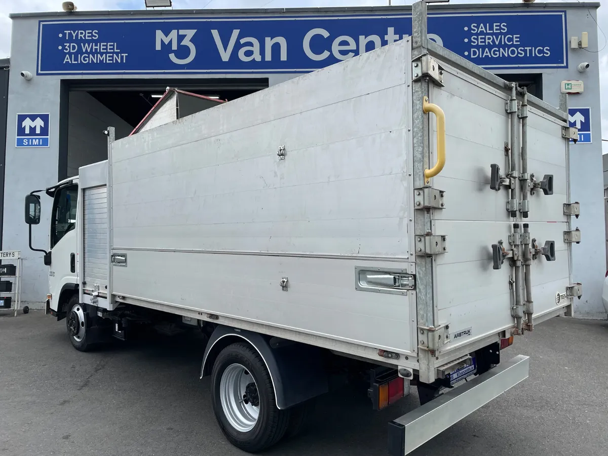2022 ISUZU GRAFTER N35 AUTO TIPPER TREE SURGEON - Image 4