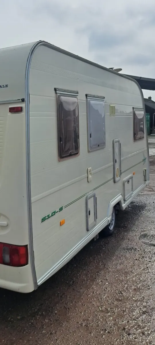 AVONDALE 5/6 BERTH TOURING CARAVAN - Image 2