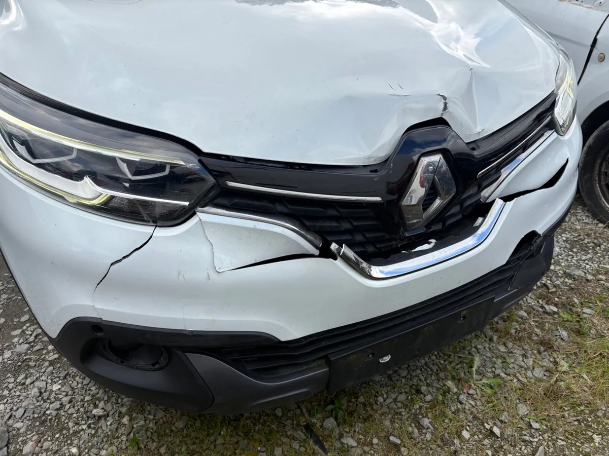 2016 Renault Kadjar 1.5 Diesel Drive Away - Image 3