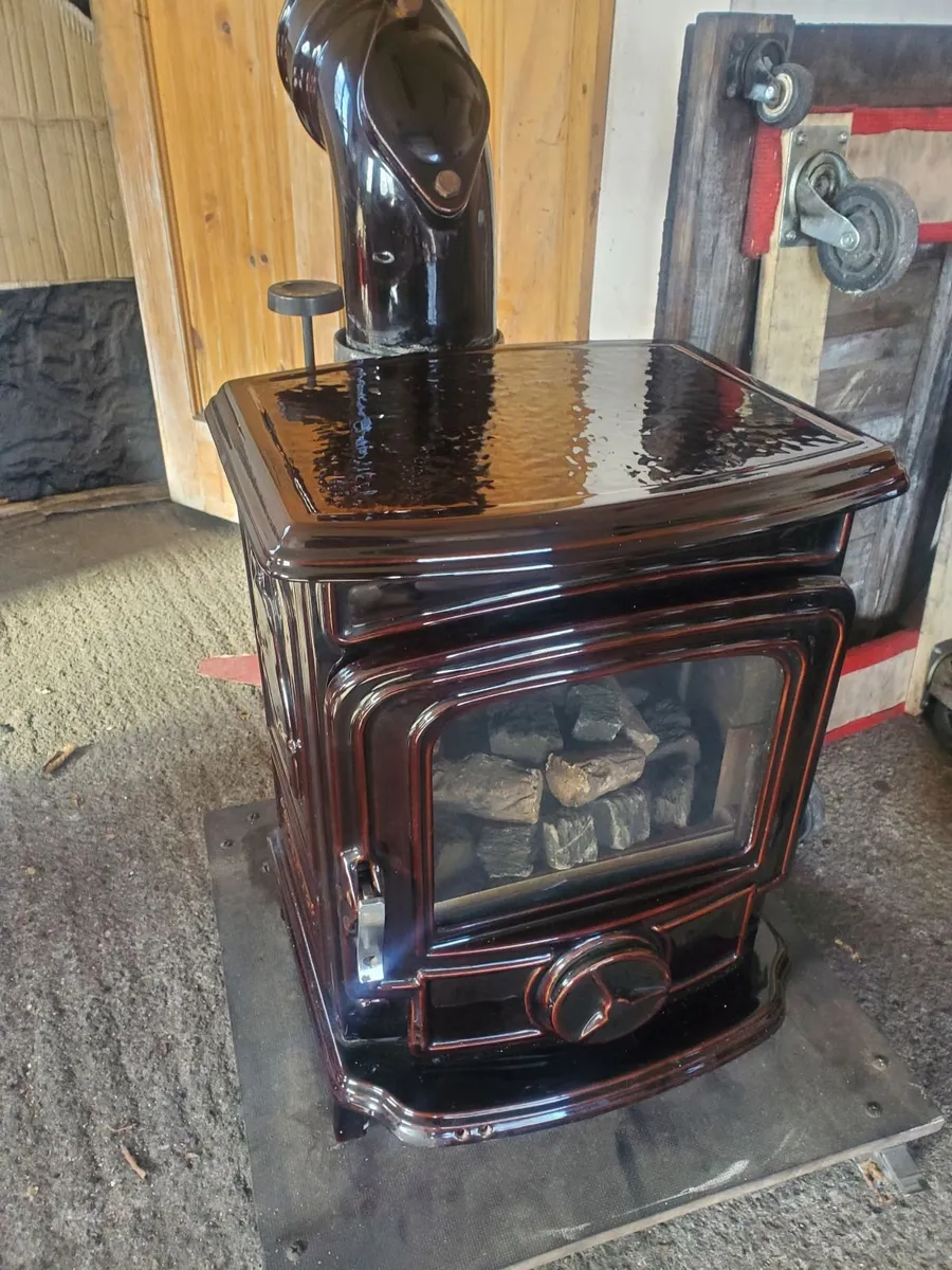 Stanley Oisin 5kw oil stove serviced - Image 1