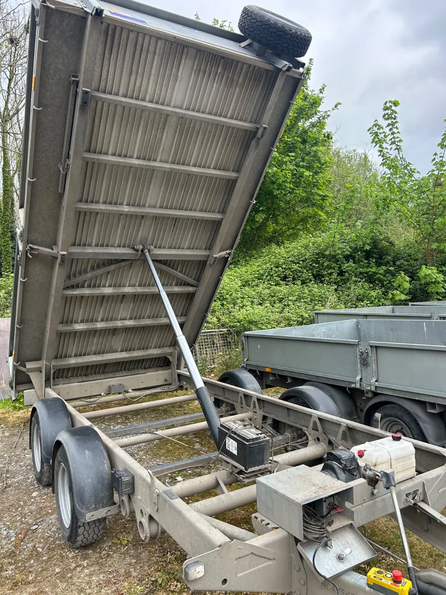 Ifor Williams 12 ft Tipping Trailer - Image 2