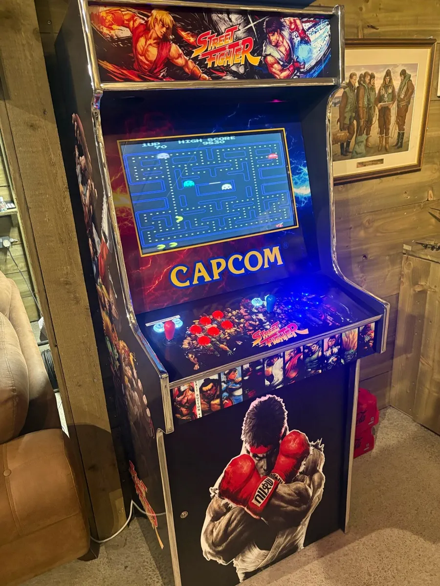Games machine - Image 4