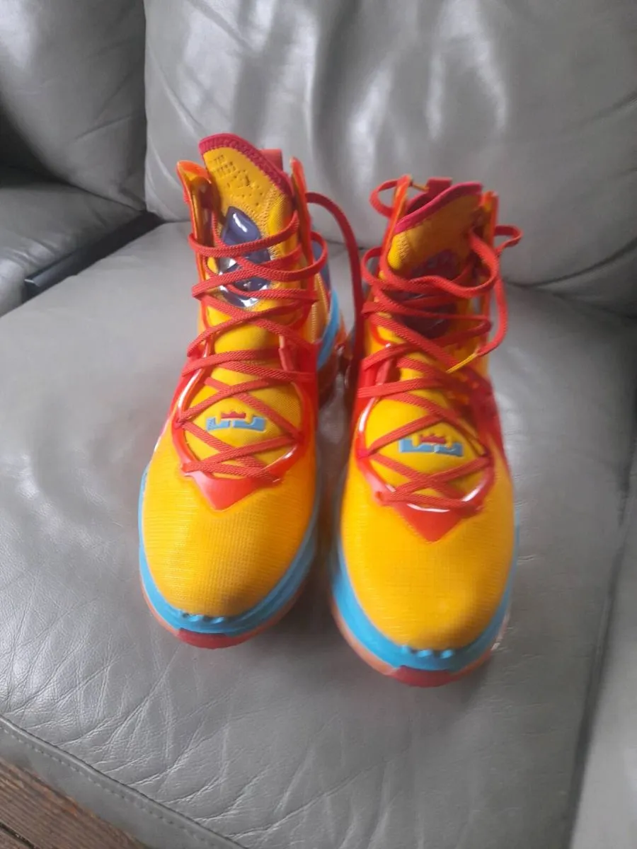 Runners - Image 1