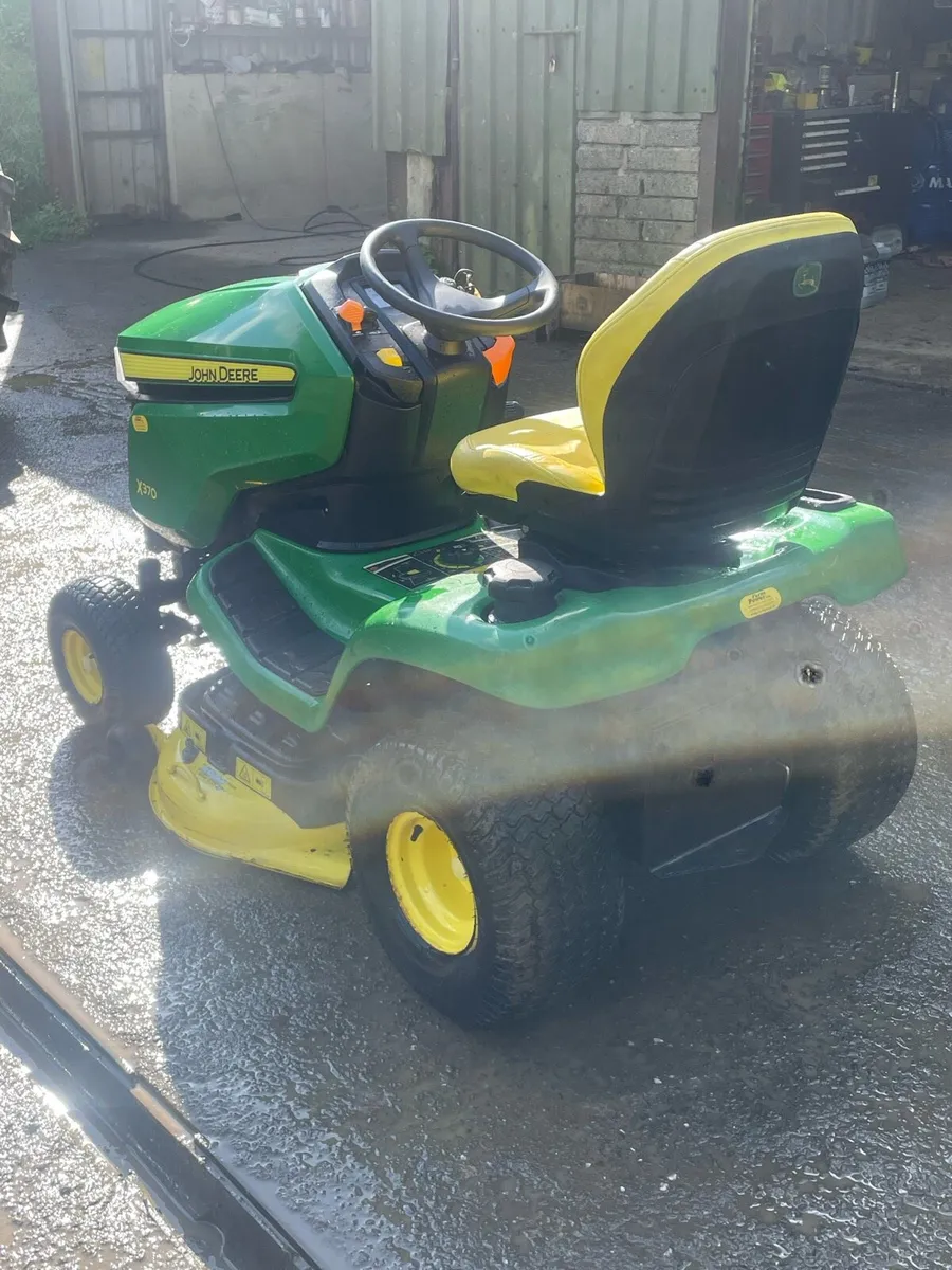 John Deere lawn mower - Image 3