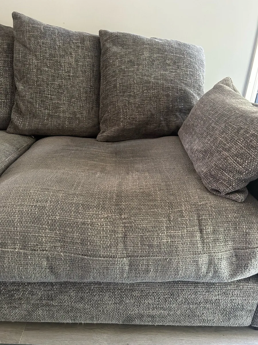 Free to take away 3 & 2 seater - Image 4