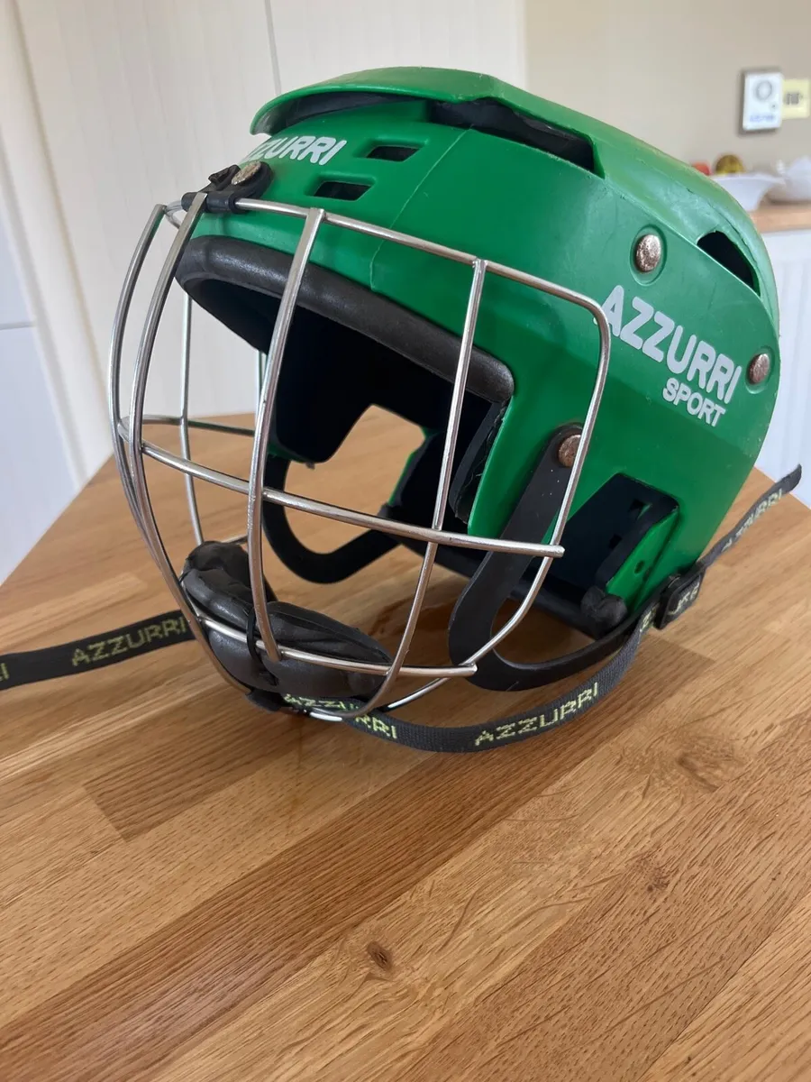 Hurling Camogie Helmet - Image 1