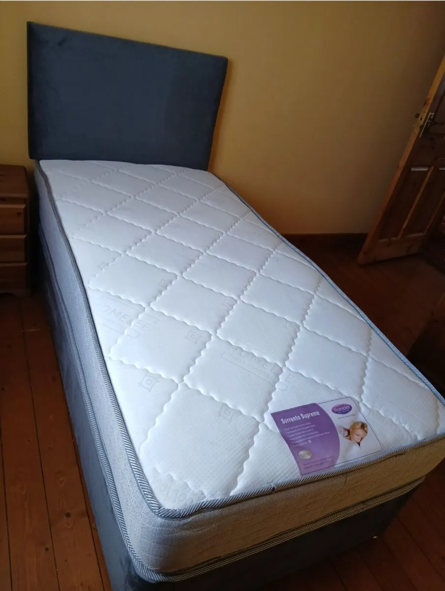 Beds - Image 2