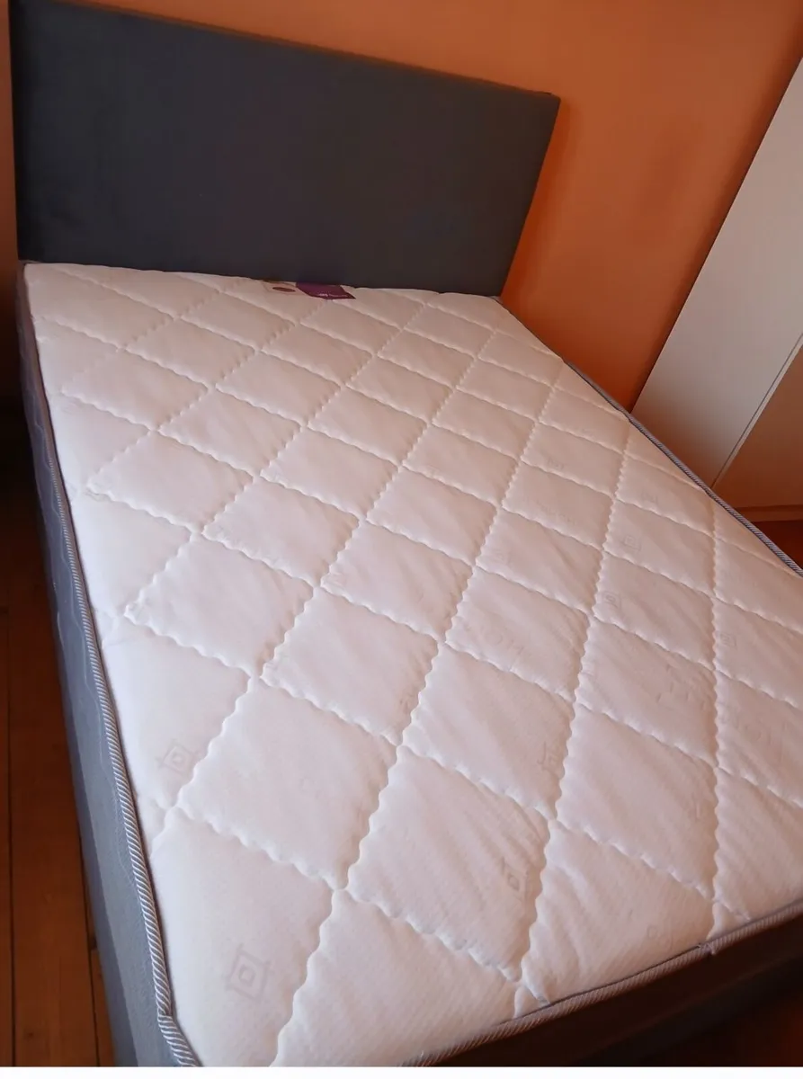 Beds - Image 3