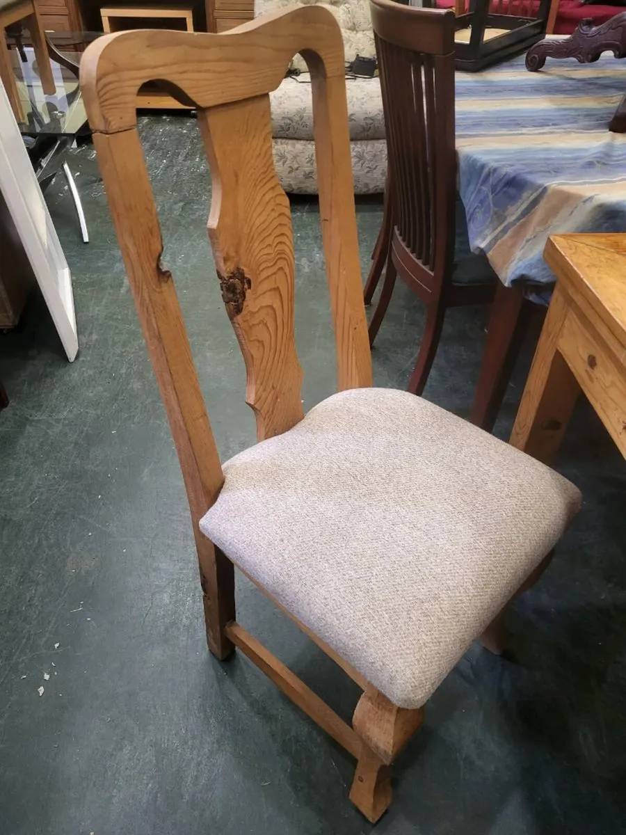 A superb solid pine Double planked Table + Six Cha - Image 4