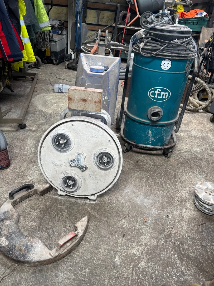 Stone floor grinder with vacuum - Image 1