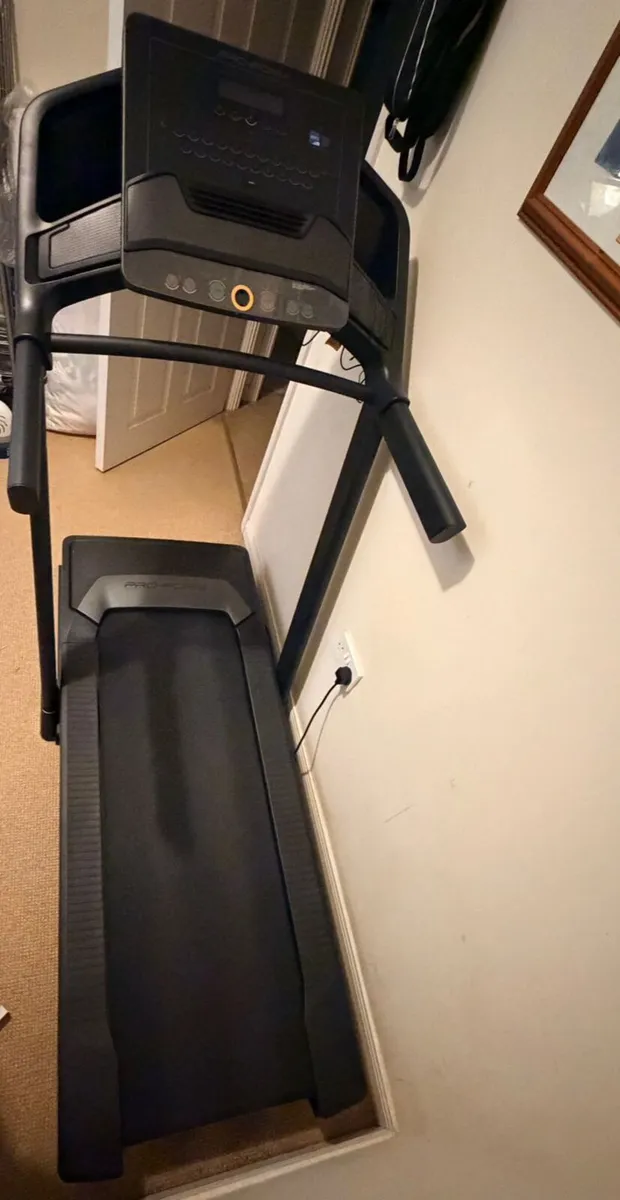 Treadmill - Image 1