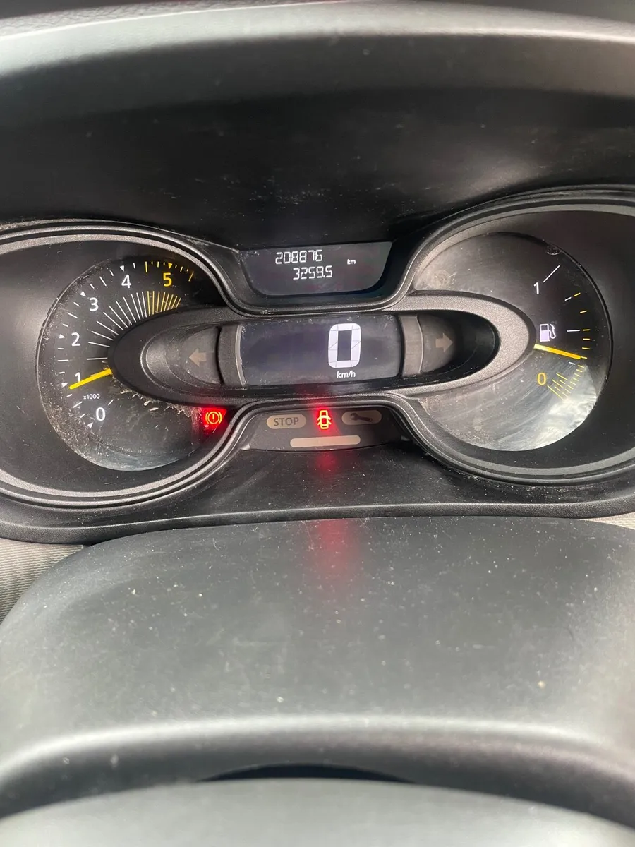Renault Trafic 2016 - Image 4