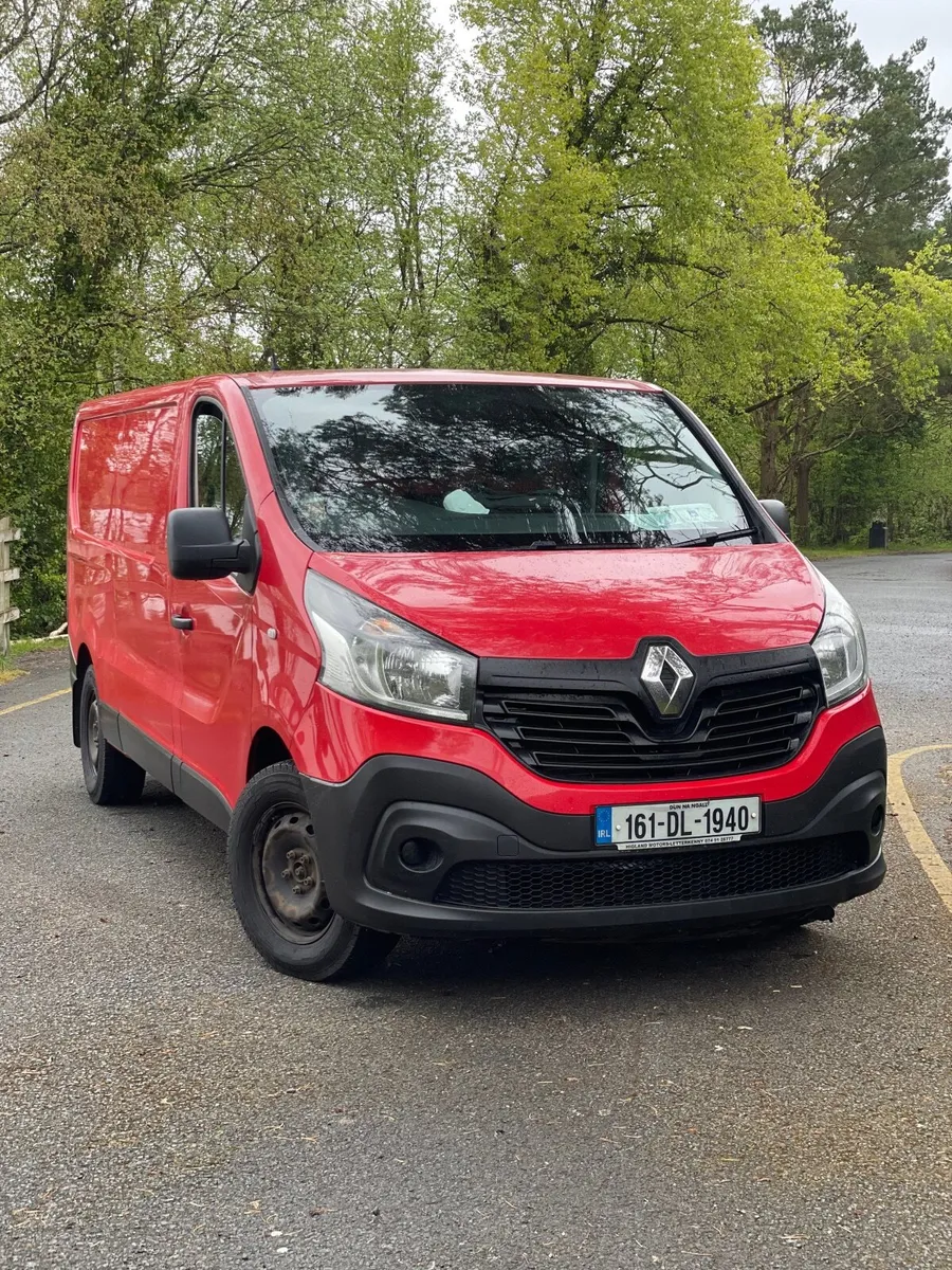 Renault Trafic 2016 - Image 2