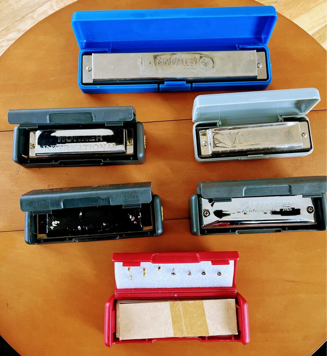 Collection of harmonicas - Image 2