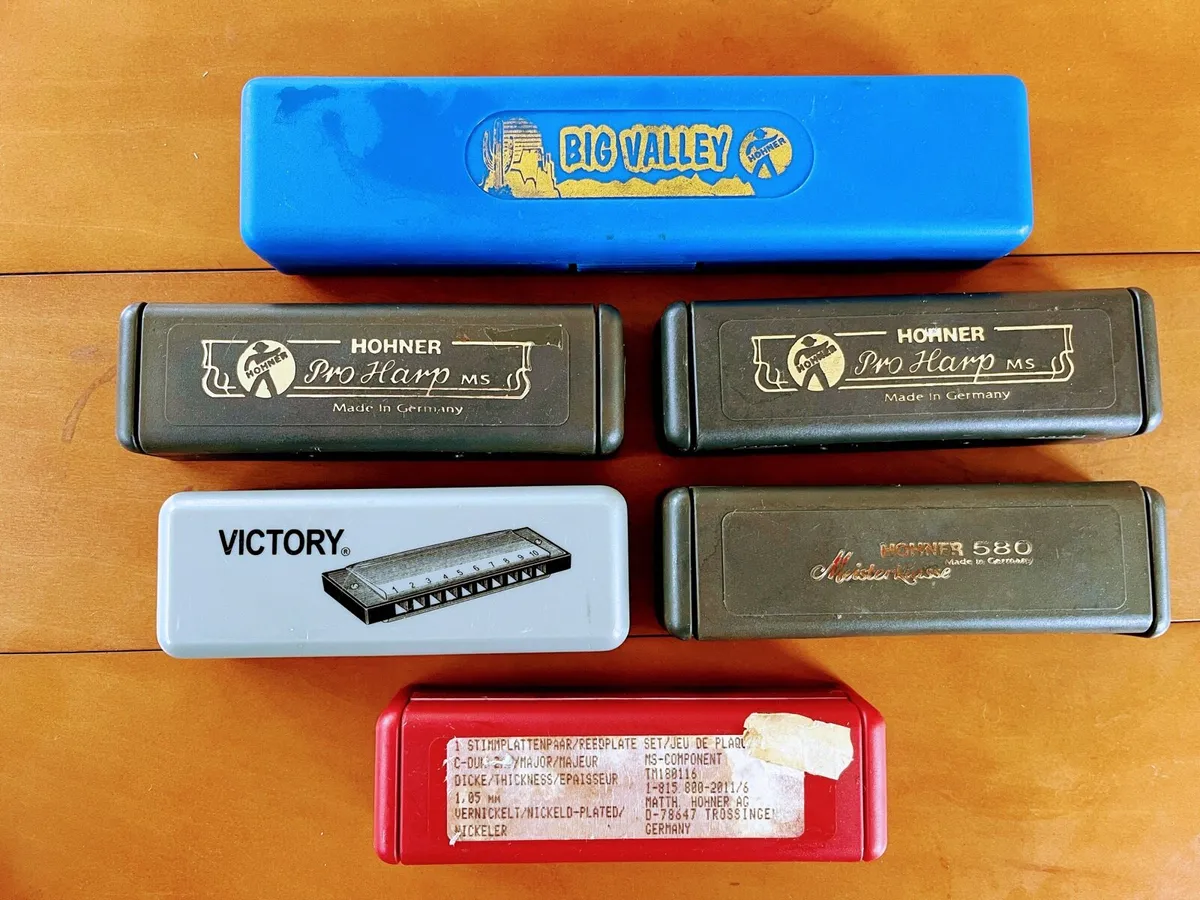 Collection of harmonicas - Image 1