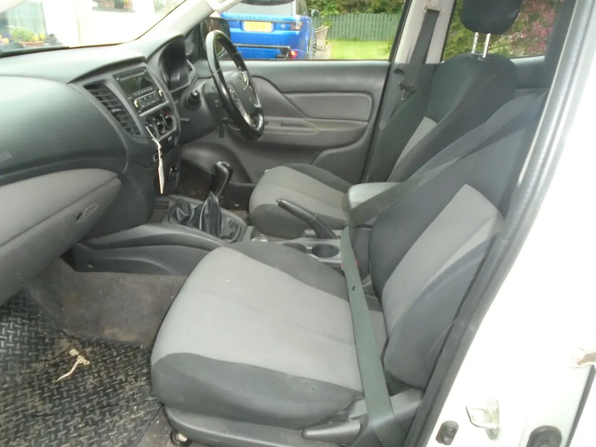 2018 MITSUBISHI L200 DOUBLECAB 4-LIFE - Image 4