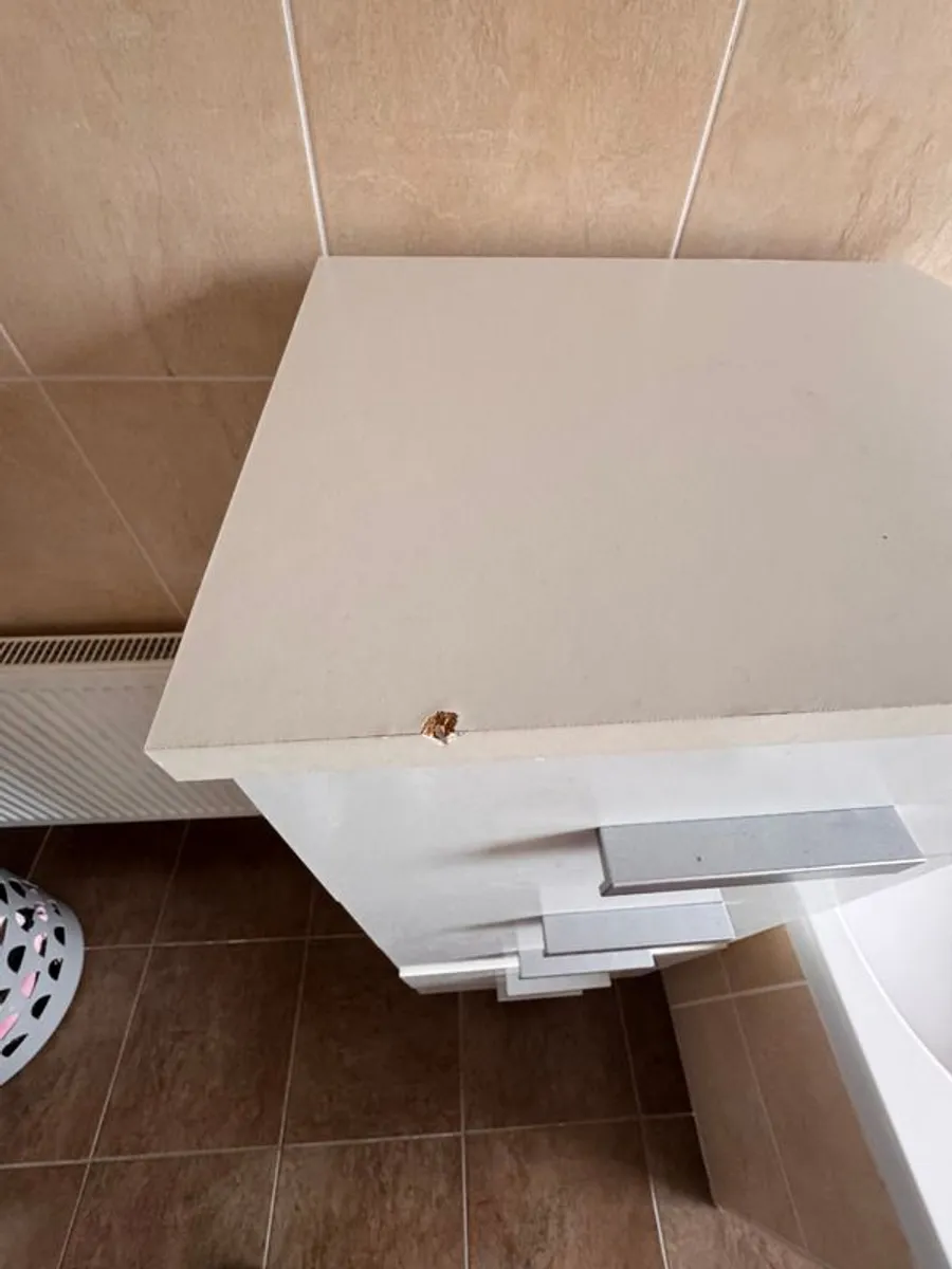 Bedroom & Bathroom Furniture - Image 3