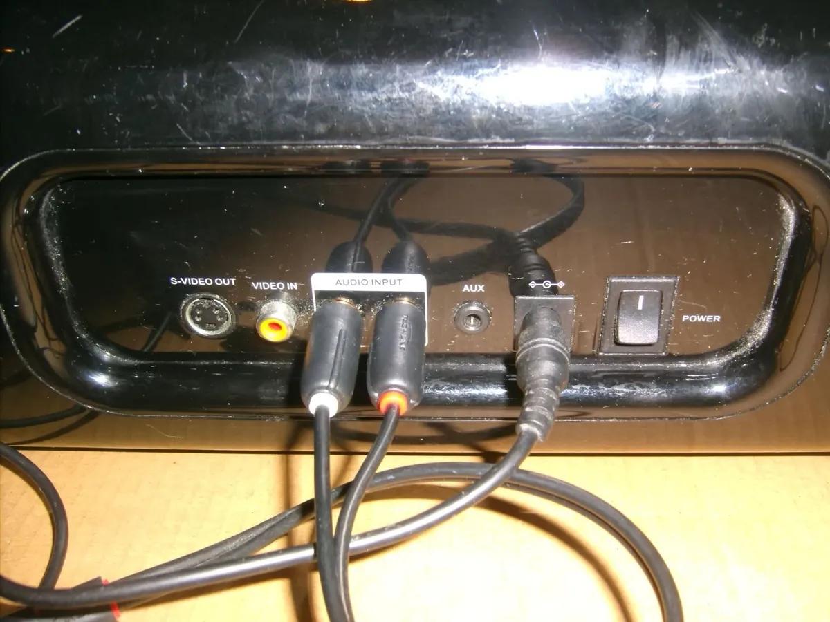 iMV712 Digital Mini Home theater for iPod - Image 2