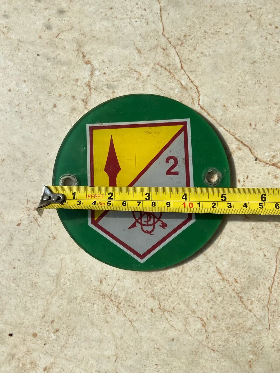 Obsolete Irish army Defence Forces Vehicle plaque - Image 3