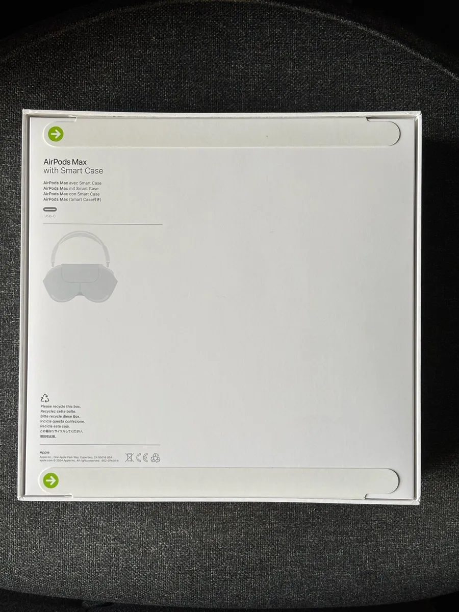 AirPods Max unopened - Image 2