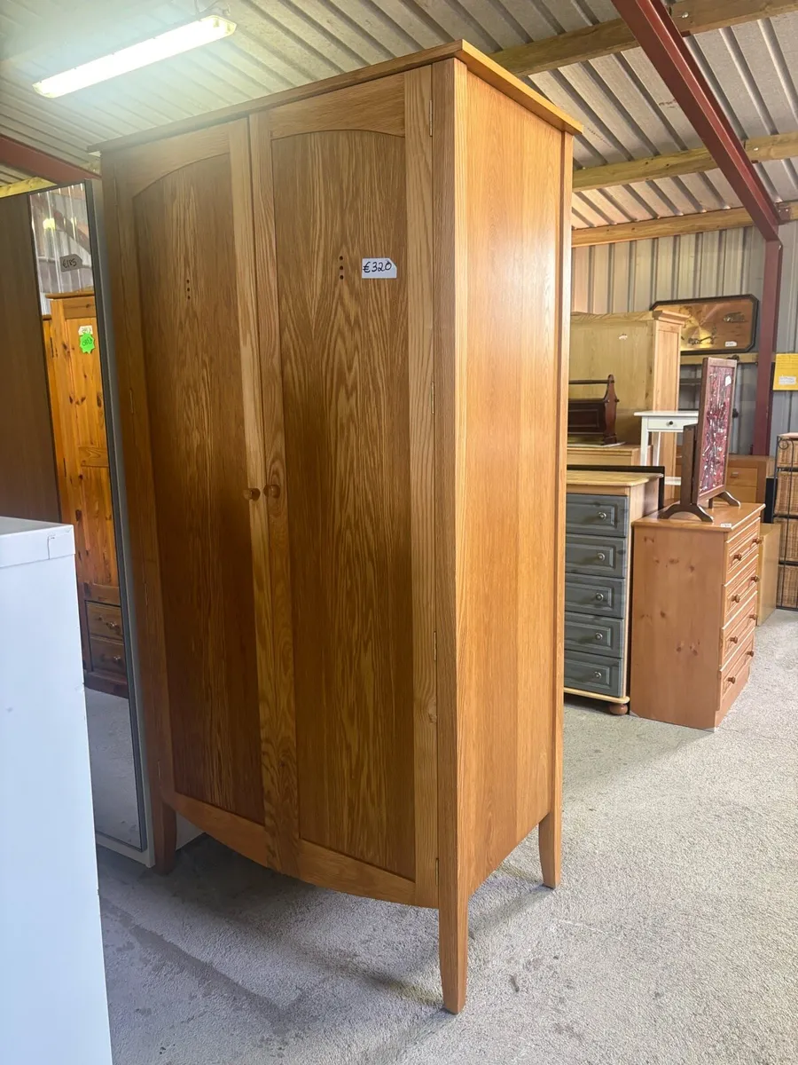 Solid wardrobe - Image 2