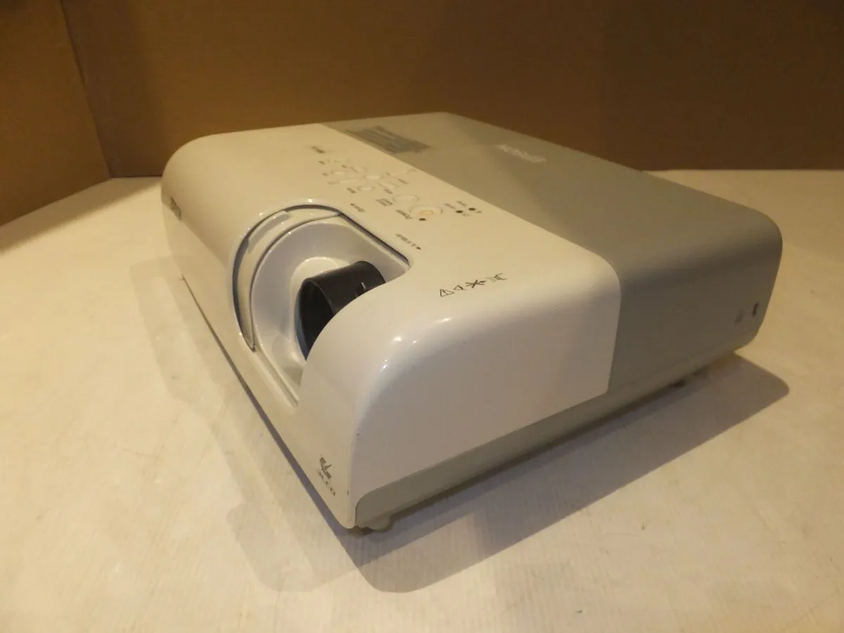 Epsom LCD projector - Image 4