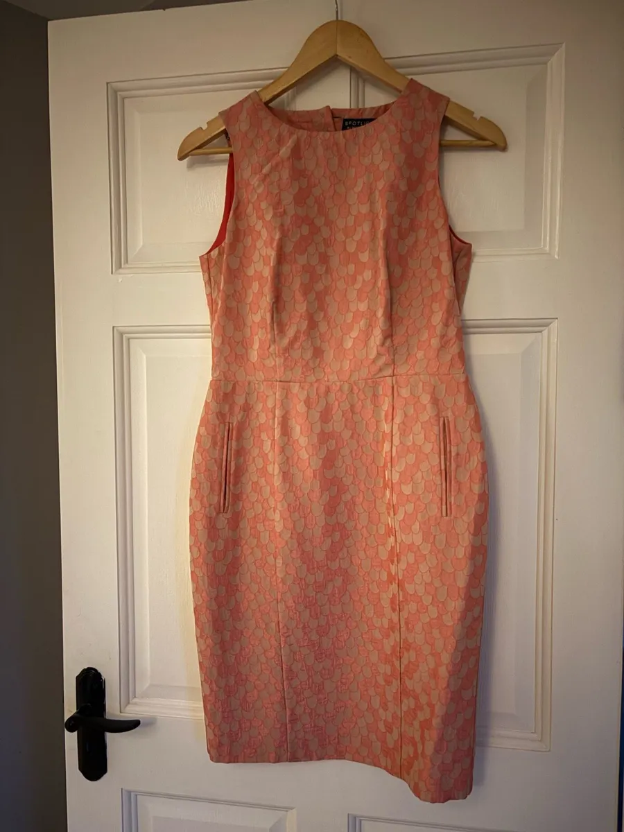 Stunning warehouse Dress - Image 3