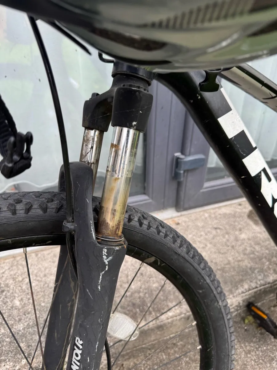 Trek Marlin 5 27.5” - Image 3