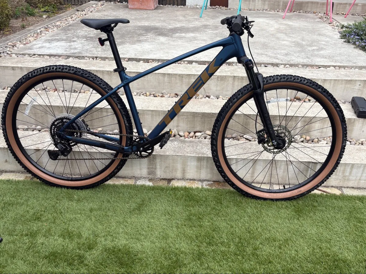 Trek Marlin 5 Gen 3 - Image 1