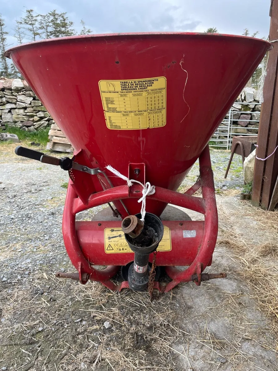 Fertiliser shaker - Image 2