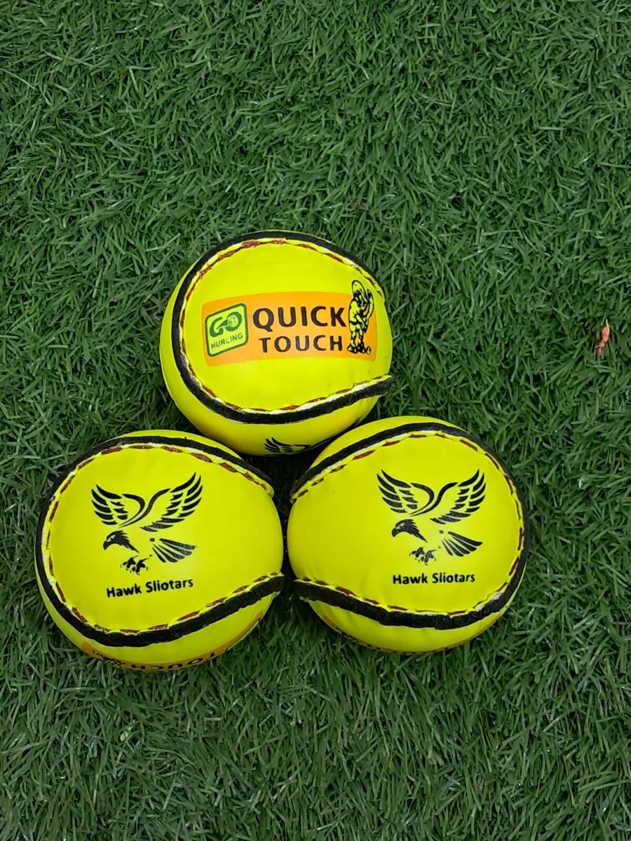 4 dozen quick touch and smart touch sliotar - Image 1