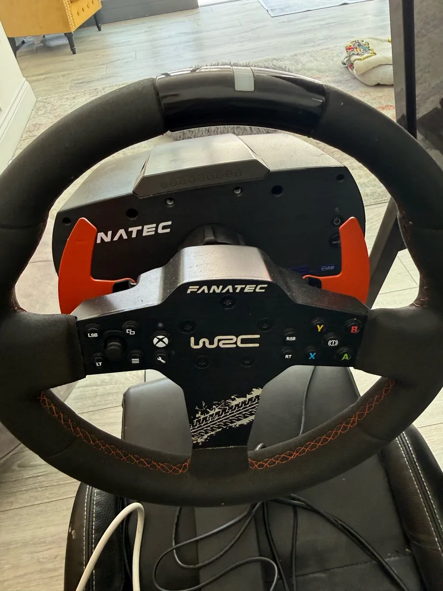 Fanatec W2C steering wheel pedals and Play seat - Image 1