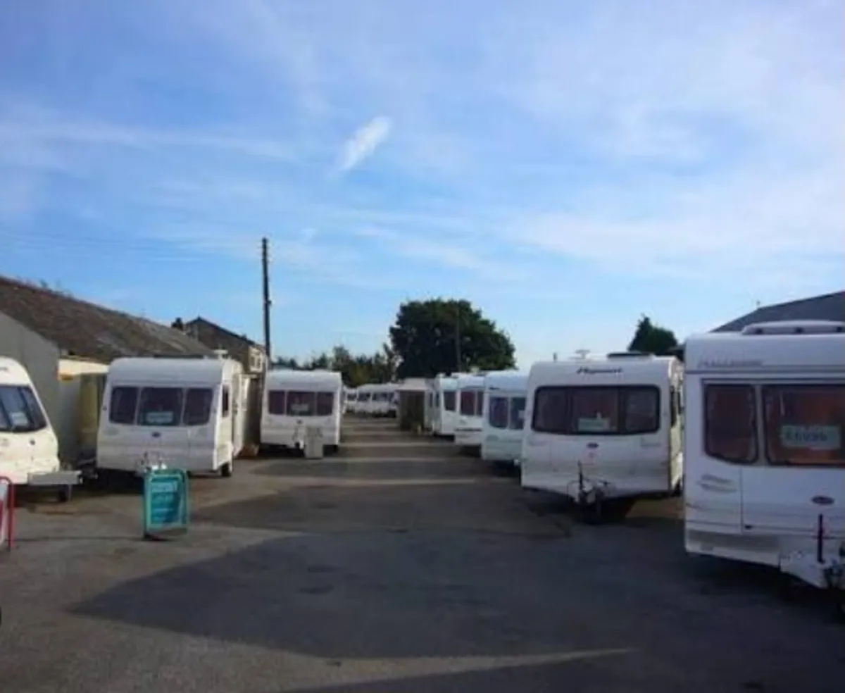 I buy caravans that need work or in good condition - Image 1