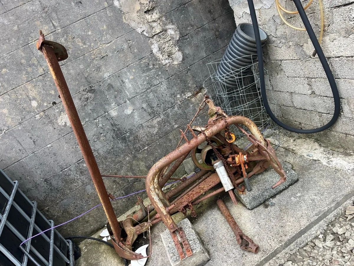Massey Ferguson finger bar mower - Image 1