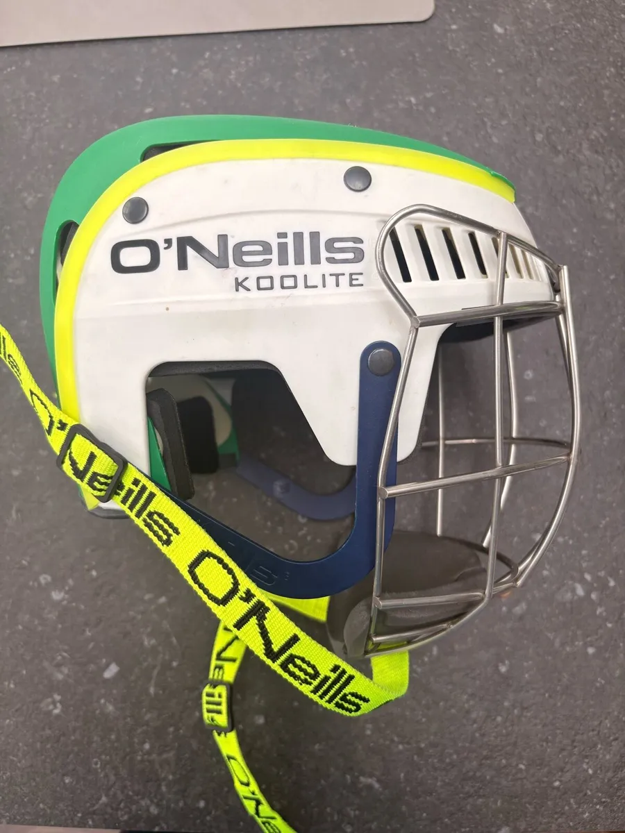 GAA helmet - Image 3
