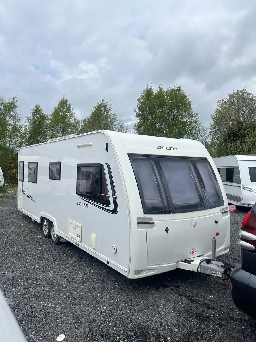 2014 Lunar 4 Berth Fixed Island Bed Caravan - Image 2