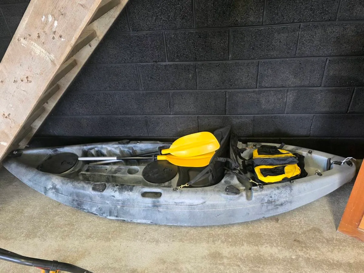 Kayak 9ft - Image 1
