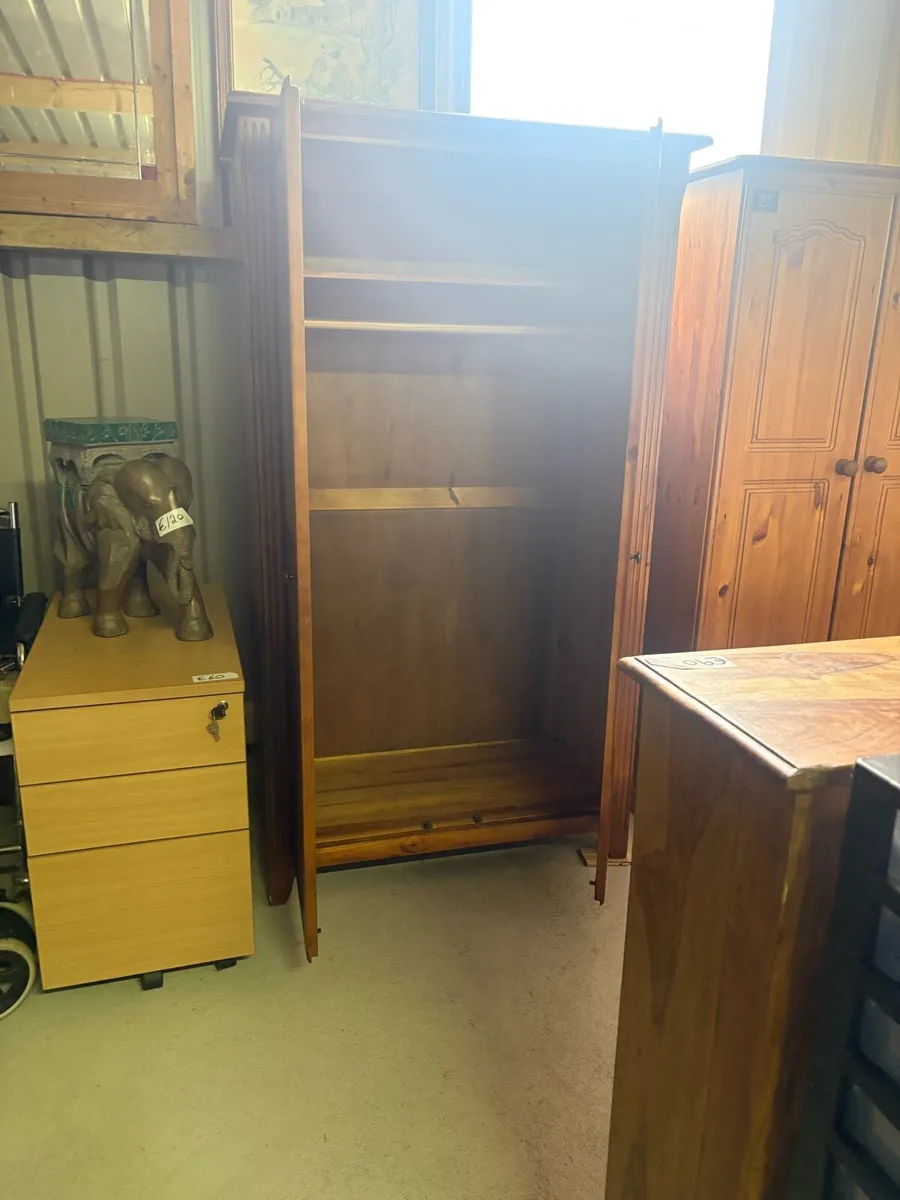 Hardwood wardrobe and 2chest to match - Image 2