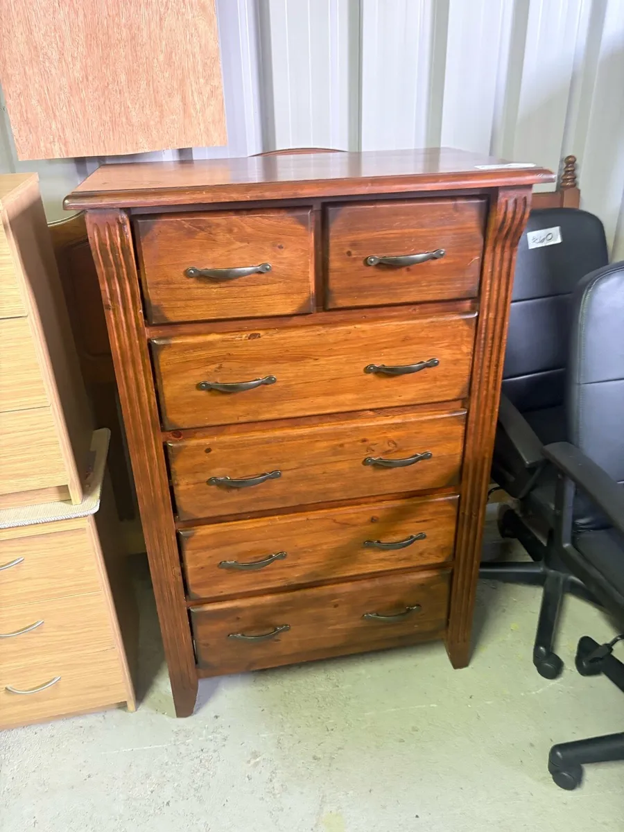 Hardwood wardrobe and 2chest to match - Image 3
