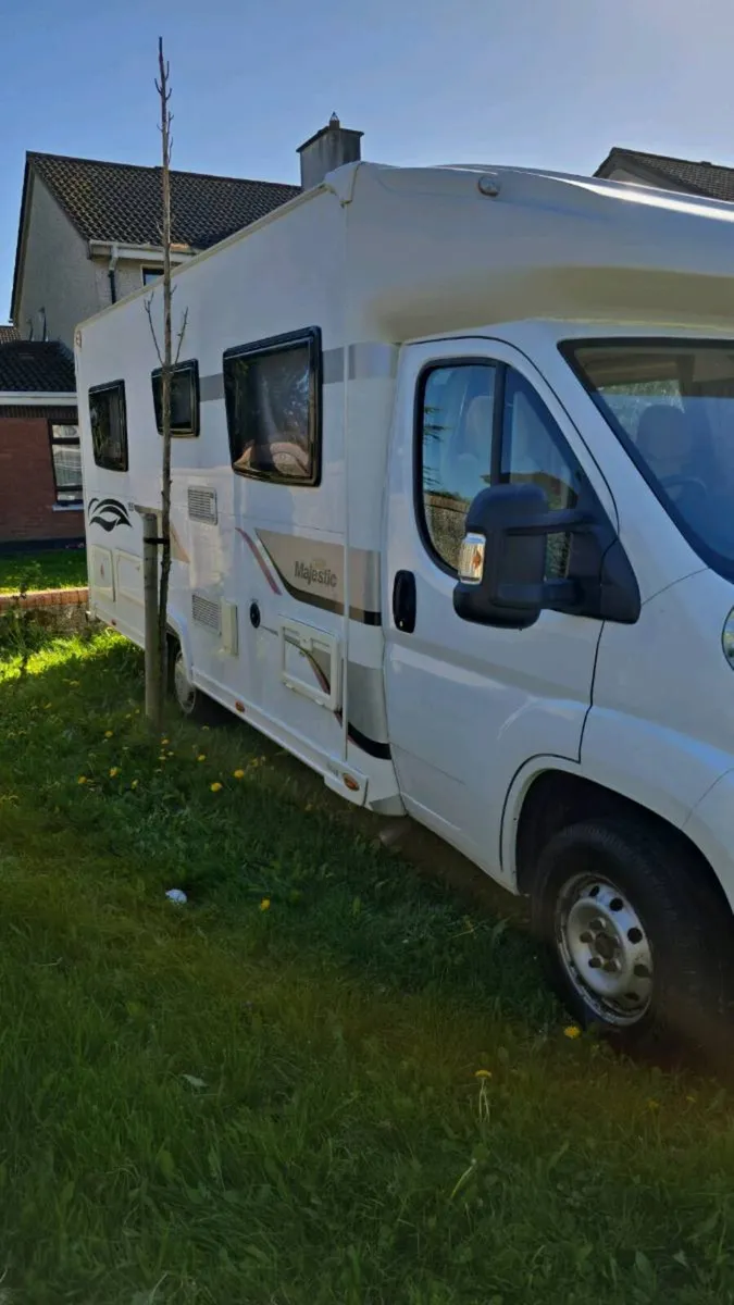 Motor home - Image 4