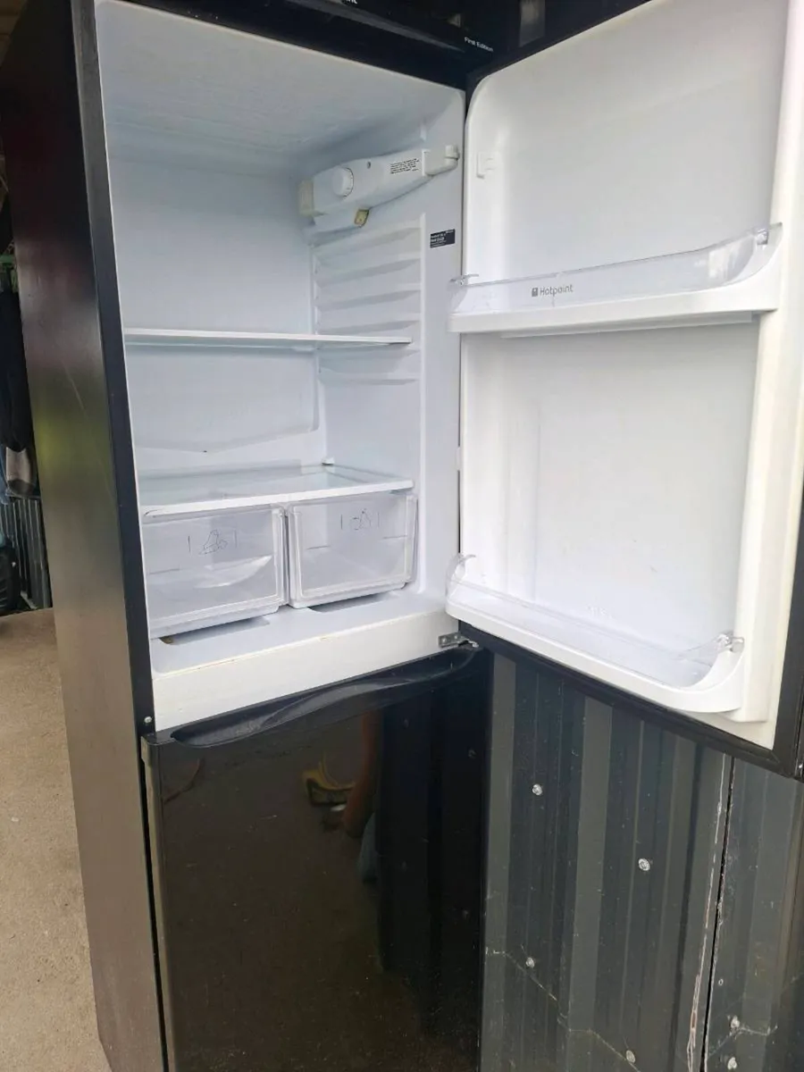 Fridge freezer - Image 2