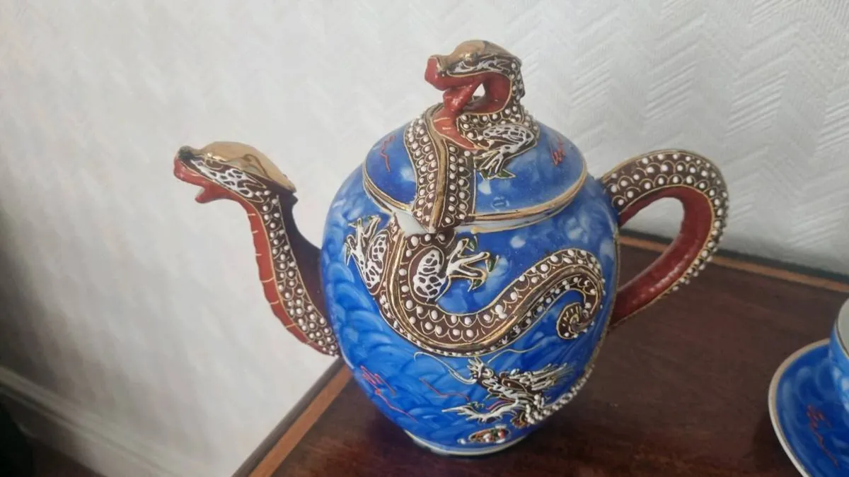 Vintage Kutani Dragonware Tea Set - Image 1