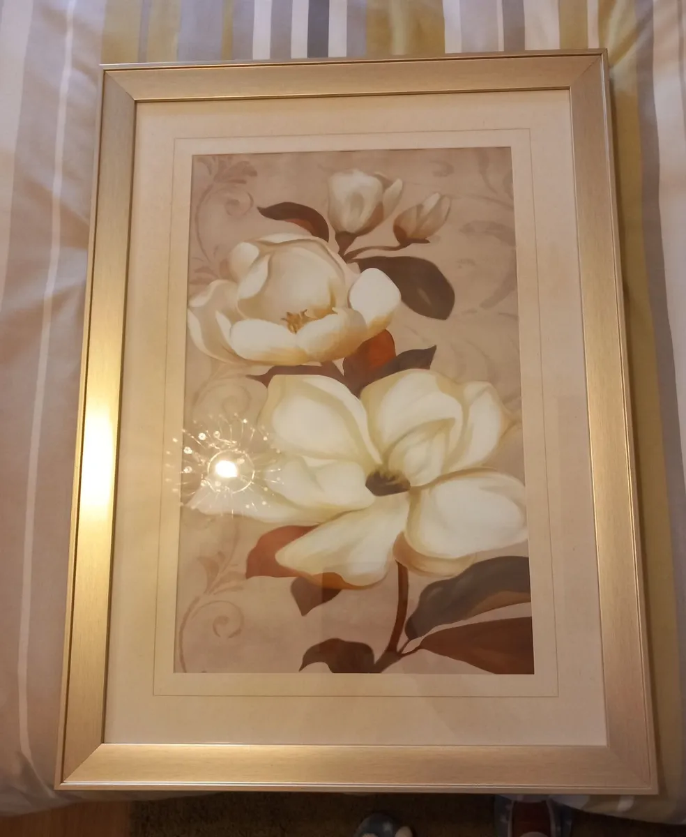 2 wall pictures - Image 1