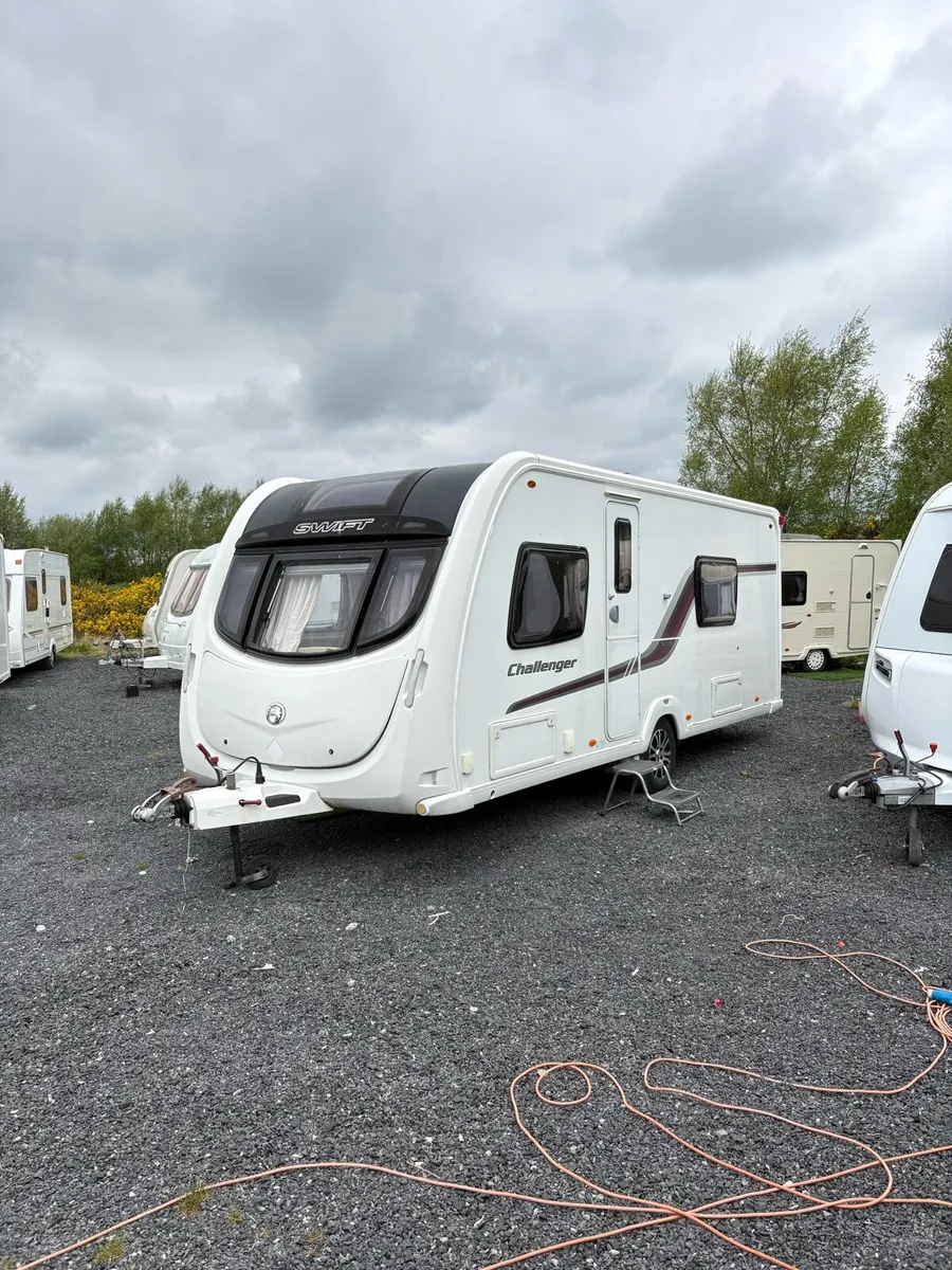 Swift Challenger 4 Berth Fixed Bed Caravan - Image 1