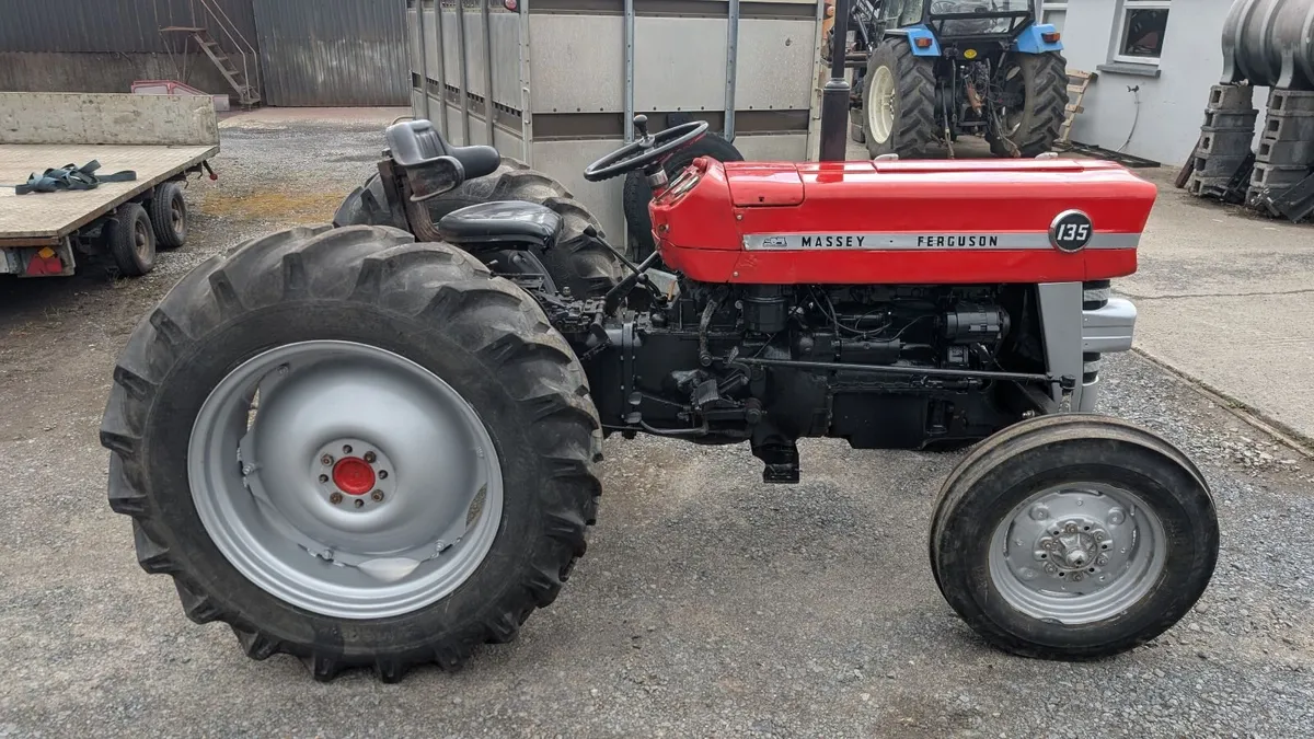Massey Ferguson - Image 3