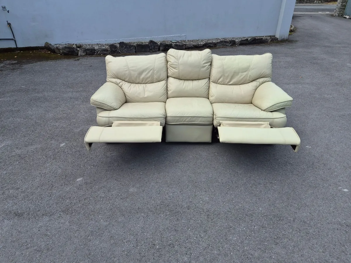 3 Seater Leather Recliner Sofa - Image 2
