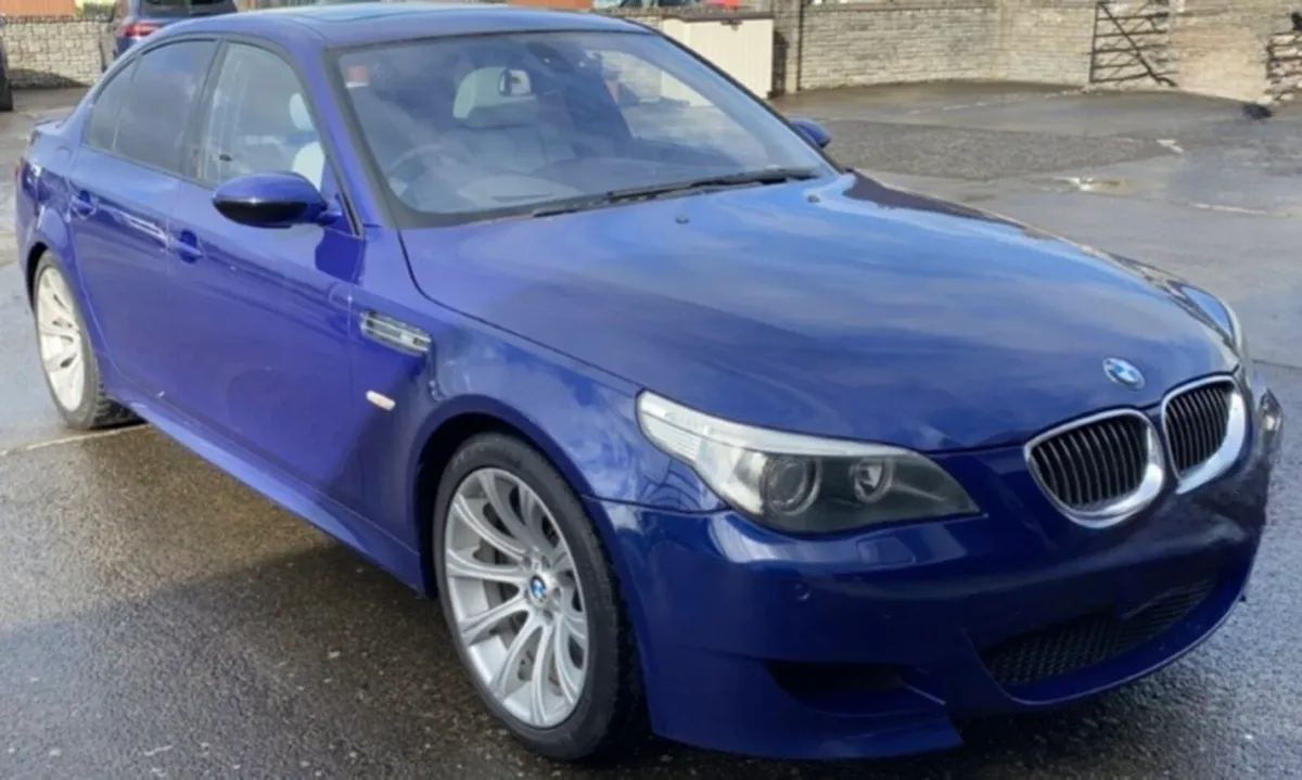 BMW E60 M5 2006 – BREAKING FOR PARTS - Image 1