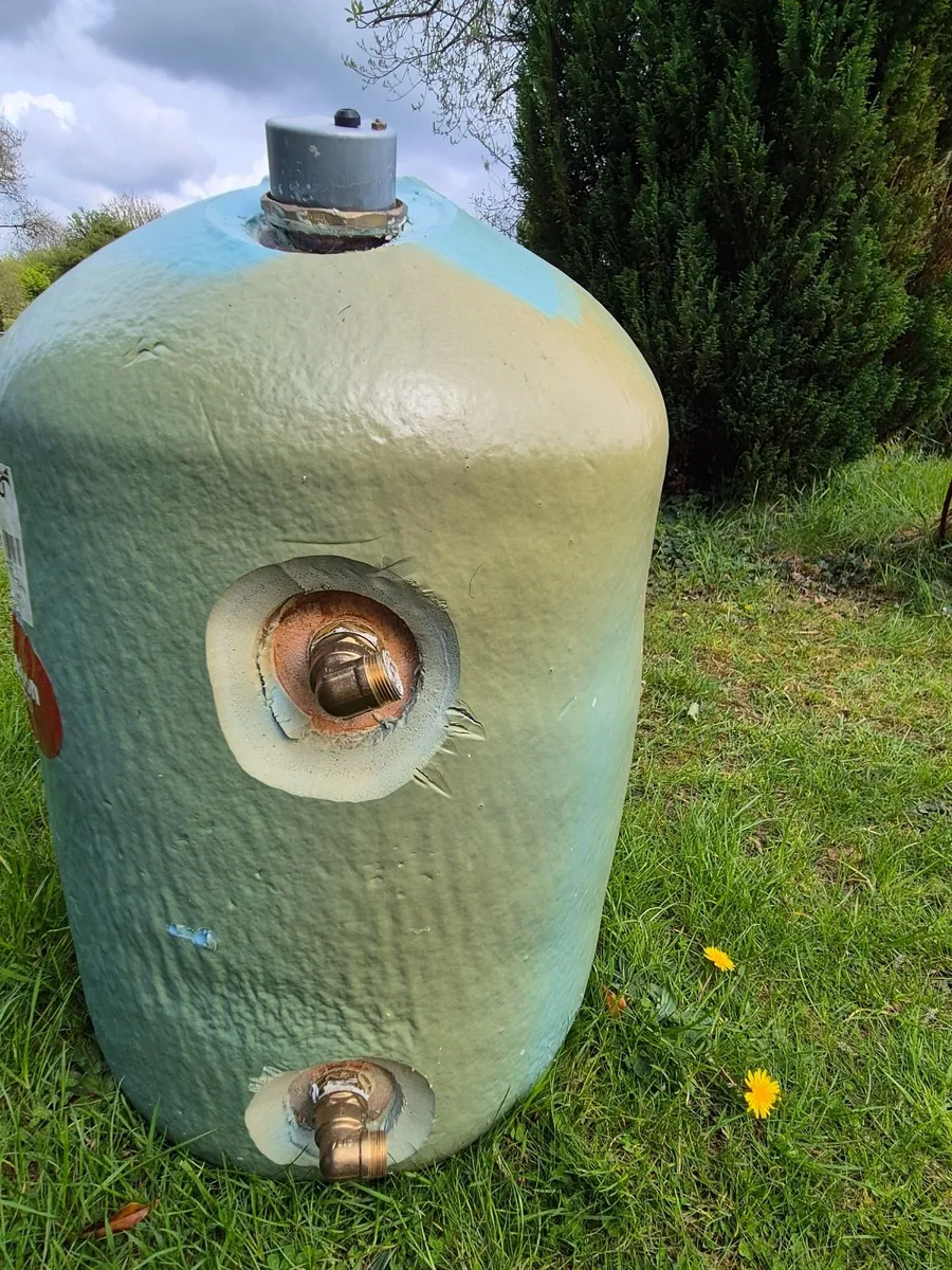 Hot water Copper cylinder - Image 2
