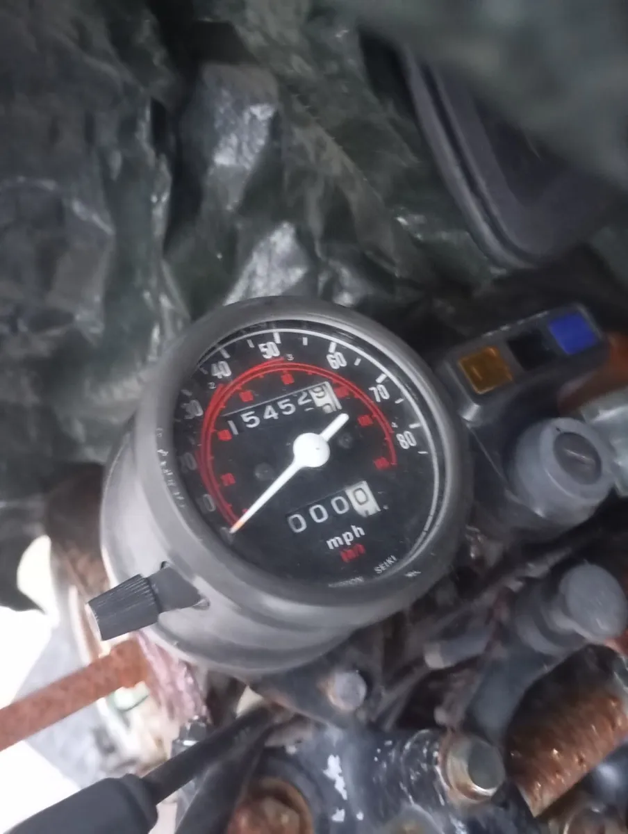 Honda cd 200 - Image 2
